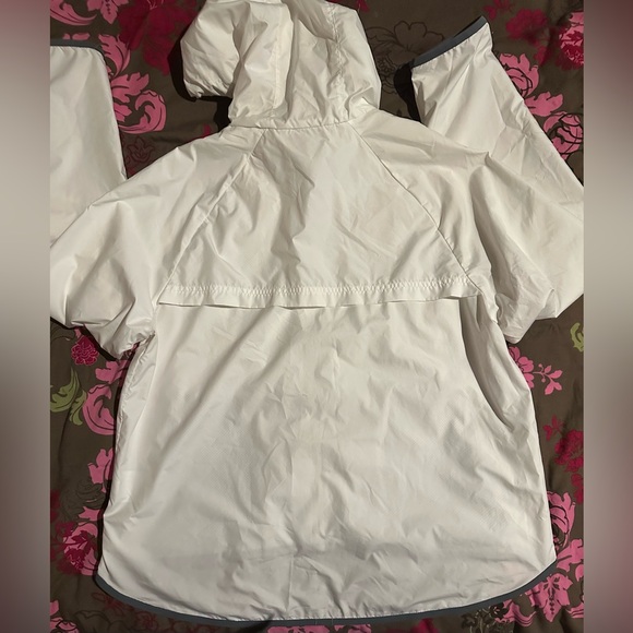 Nike Running Jacket - Picture 2 of 12